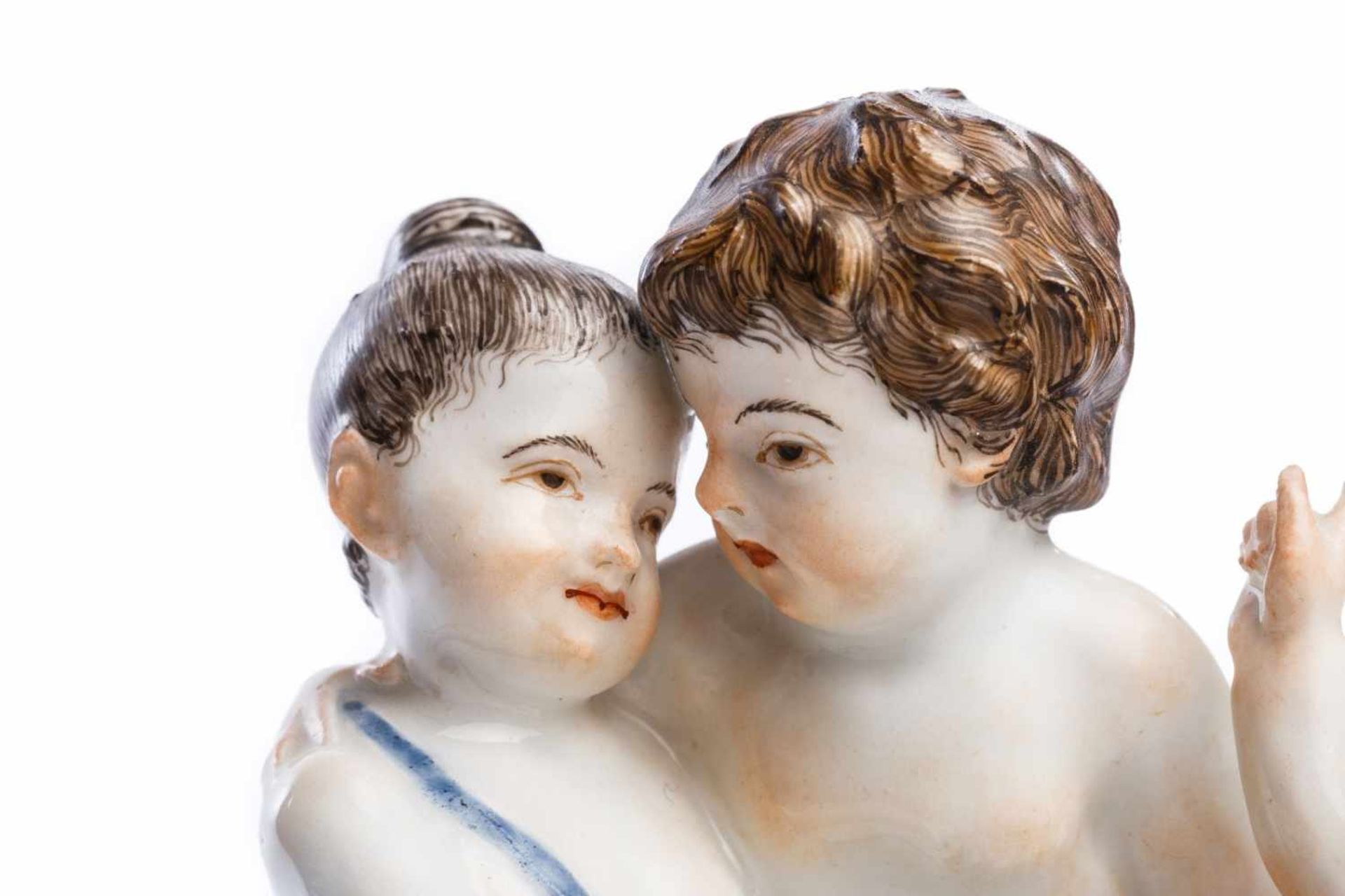 Figurengruppe "2 Kinder mit Putto", Meissen 1750Figurengruppe "2 Kinder mit Putto", Meissen 1750, - Bild 3 aus 5