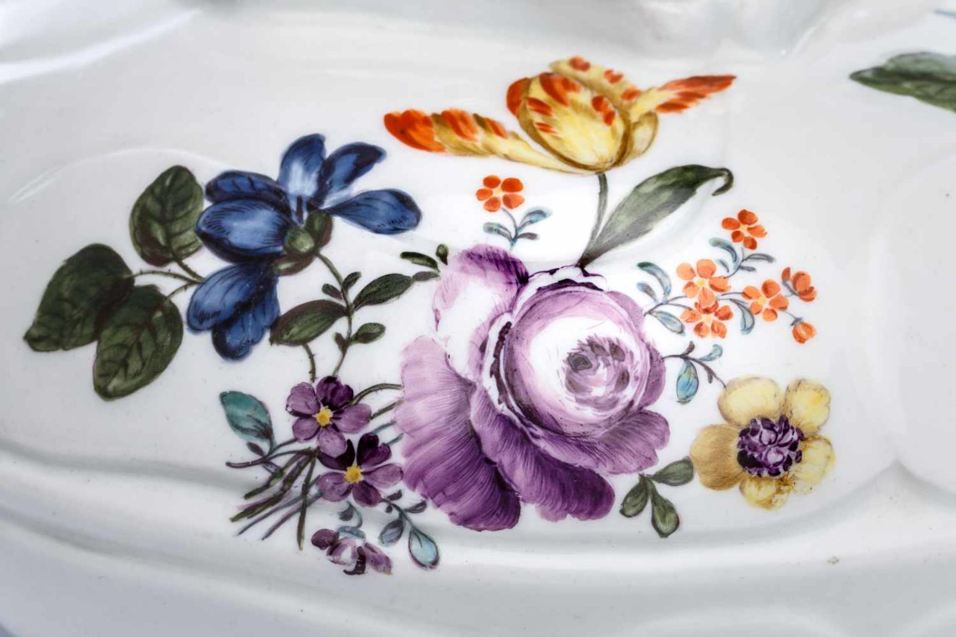 Seltene große Teekanne "Blumenmalerei" Meissen 1740Seltene große Teekanne "Blumenmalerei" Meissen - Bild 2 aus 4