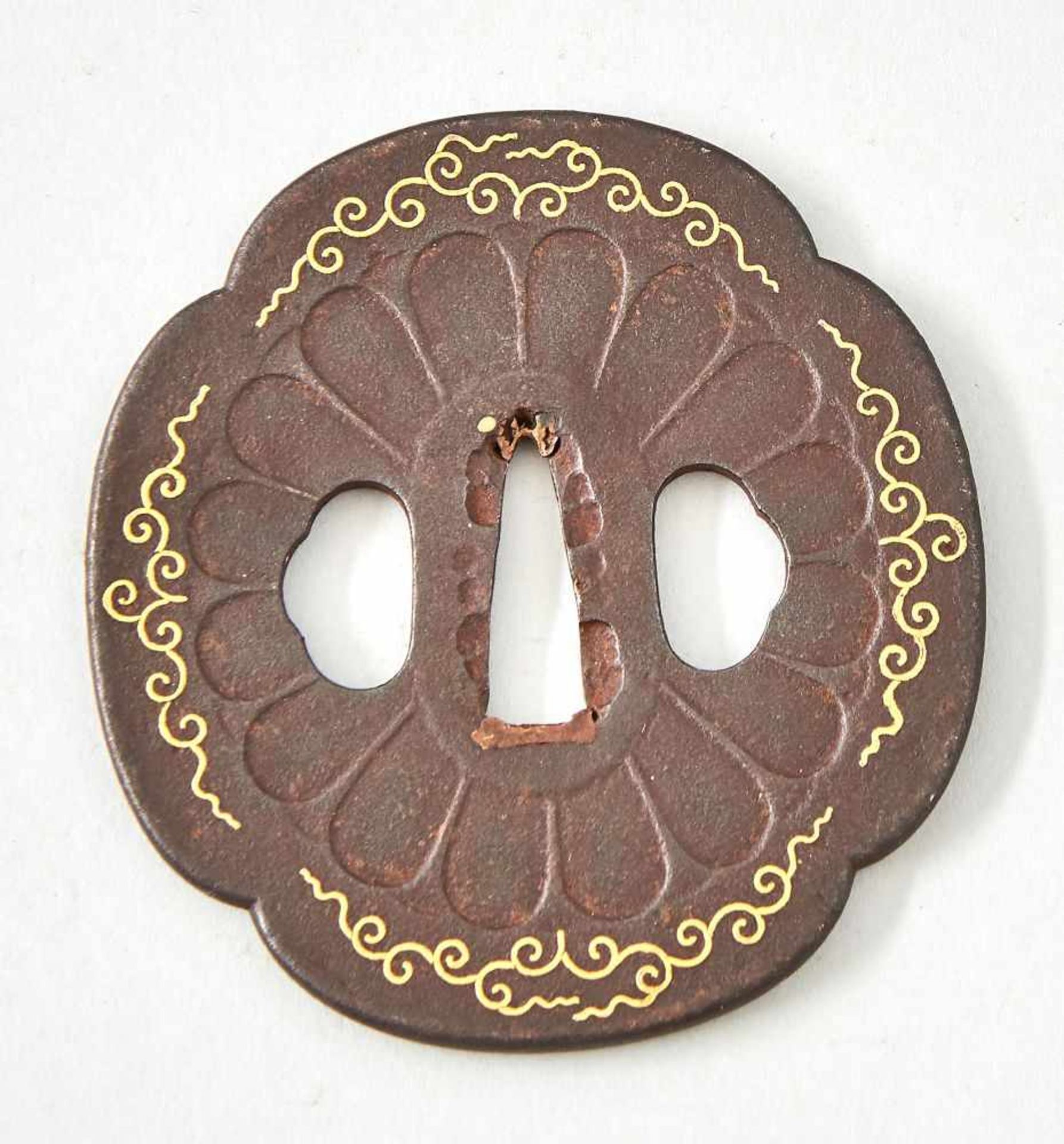 Tsuba, Japan 19. Jhdt.Tsuba, Eisen in ovaler Form mit Goldtauschierungen, Japan 19. Jhdt.Höhe 8,5 - Bild 2 aus 2