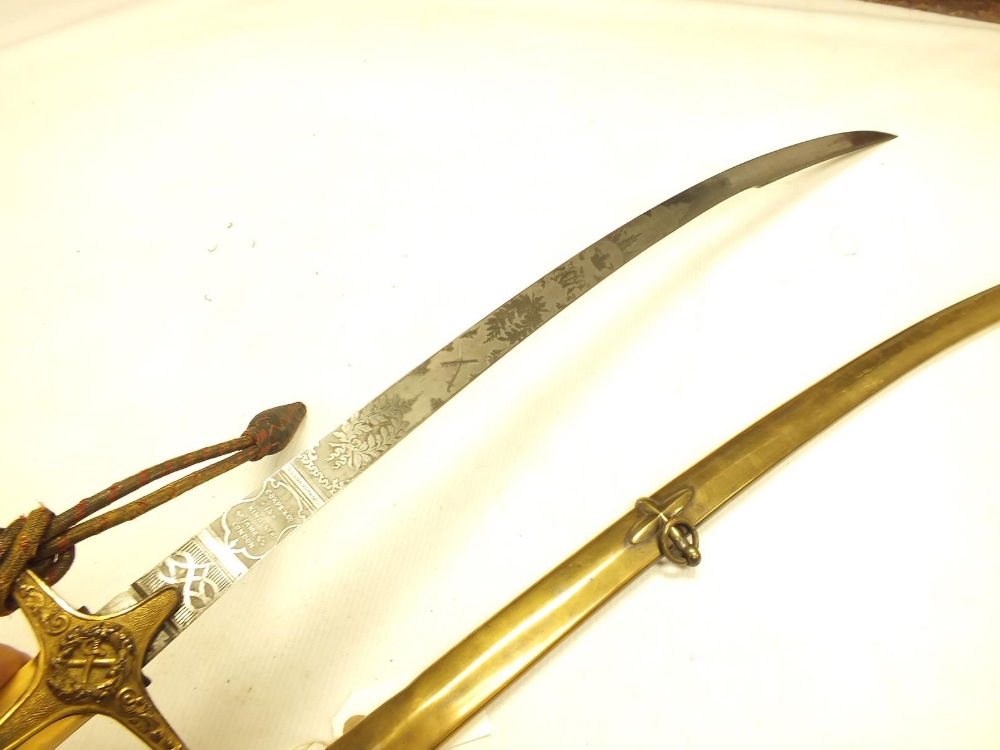 AN 1831 PATTERN VICTORIAN GENERAL OFFICER'S MAMELUKE, 72.5cm slightly curved clipped back blade - Image 3 of 9