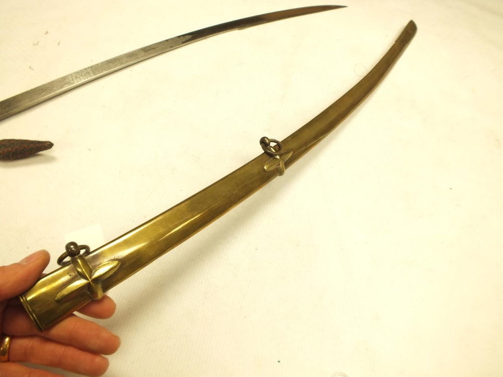 AN 1831 PATTERN VICTORIAN GENERAL OFFICER'S MAMELUKE, 72.5cm slightly curved clipped back blade - Image 9 of 9