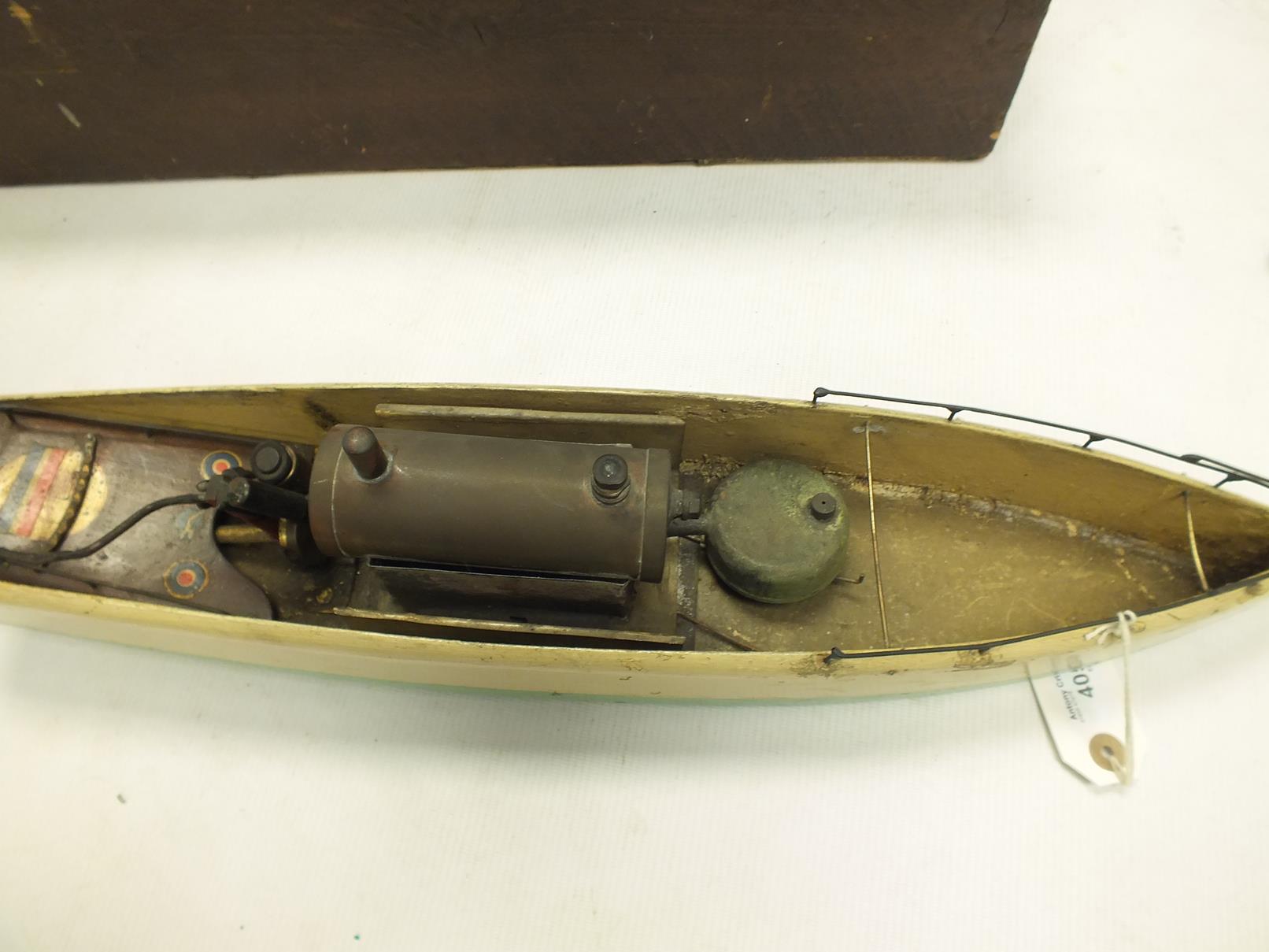 A BOWMAN HOBBIES STEAM SPEEDBOAT "SNIPE", with steam mechanism, the hull painted cream and green ( - Image 7 of 10