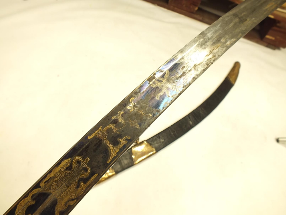 A GEORGIAN GRENADIER GUARDS OFFICER'S SWORD, 82.5cm sharply curved blade by Runkel, decorated with - Image 7 of 19