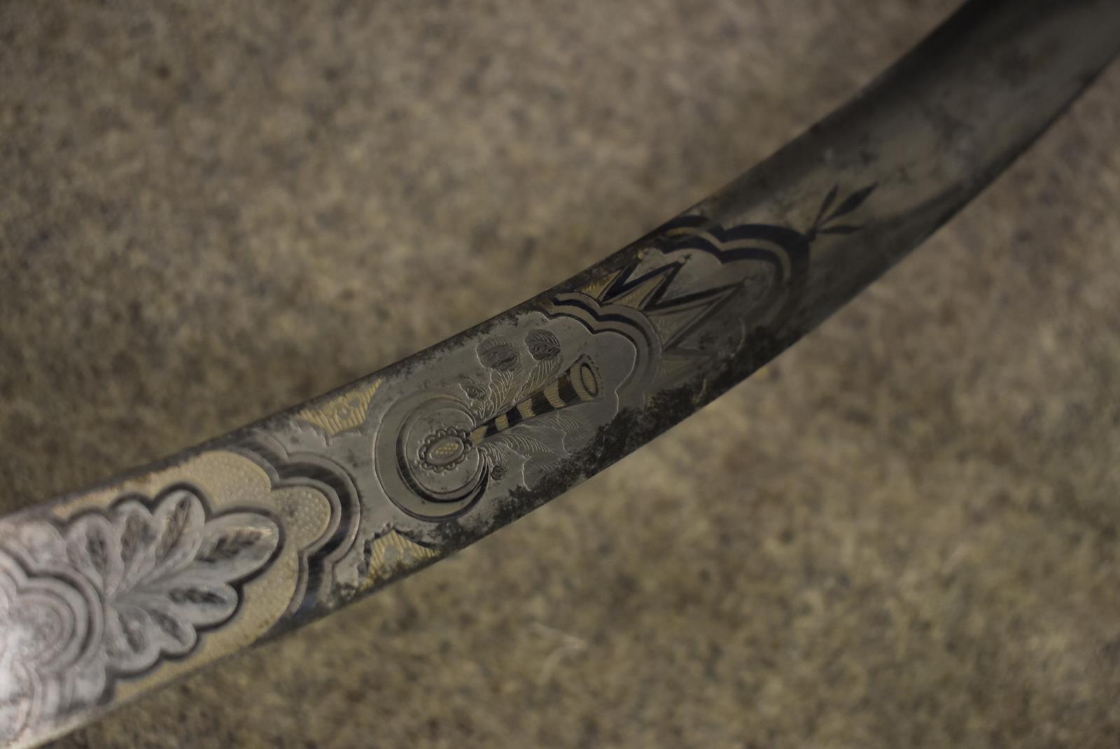 A GEORGIAN IRISH MILITIA PRESENTATION SABRE BY PROSSER, 80cm curved blade frost etched and decorated - Image 12 of 17