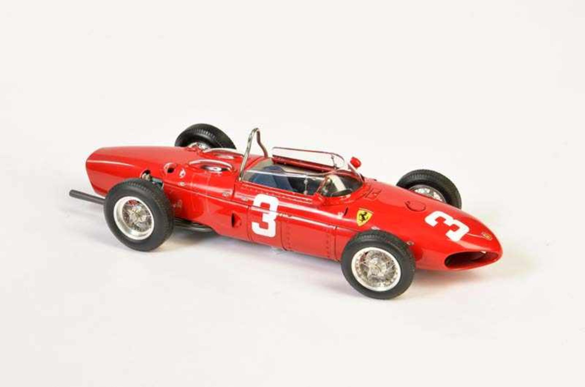 CMC, Ferrari Dino 156 F 1 1960 "Sharknose", W.-Germany, 1:18, original box, C 1CMC, Ferrari Dino 156