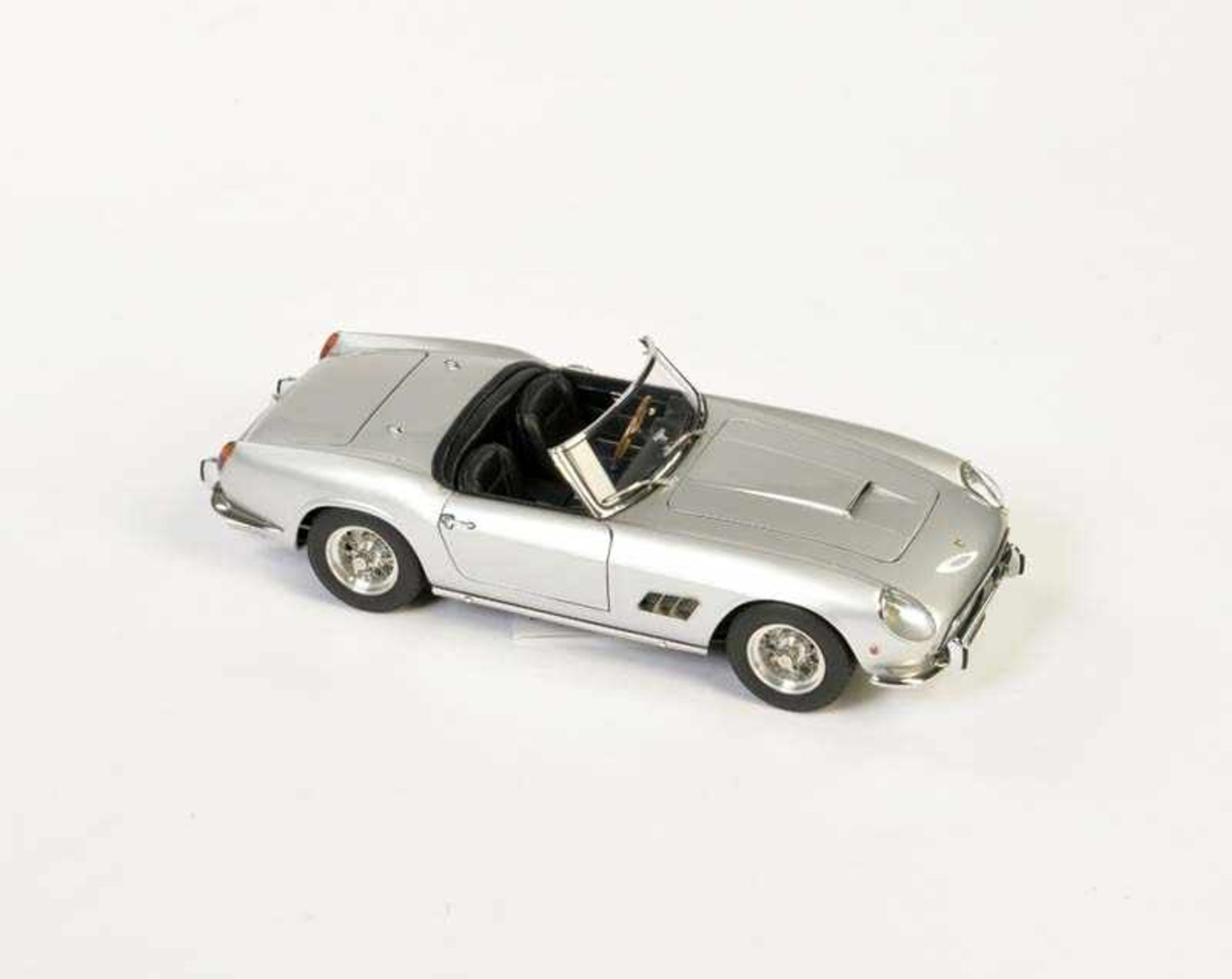 CMC, Frerrari 250 California (SWB) 1960, W.-Germany, 1:18, original box, with hard-top, C 1CMC,