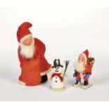 Erzgebirge a.o., 2x Santa Claus + Snowman, mixed constr., 1x container, C 1Erzgebirge u.a., 2x