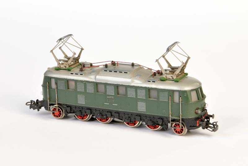 Märklin, Loco 3024 E 18, W.-Germany, gauge H0, C 1-Märklin, Lok 3024 E 18, W.-Germany, Spur H0, Z