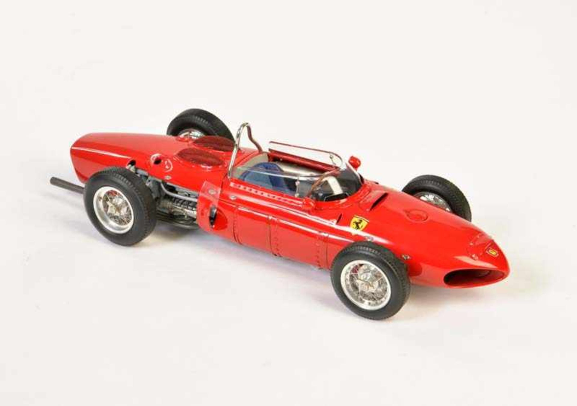 CMC, Ferrari Dino 156 F 1961 "Sharknose", W.-Germany, 1:18, original box, C 1CMC, Ferrari Dino 156 F