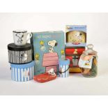 Bundle Snoopy, Cups + Mugs a.o., 1960-1990, box C 1-/2, C 1/2+Konvolut Snoopy, Tassen, Becher u.