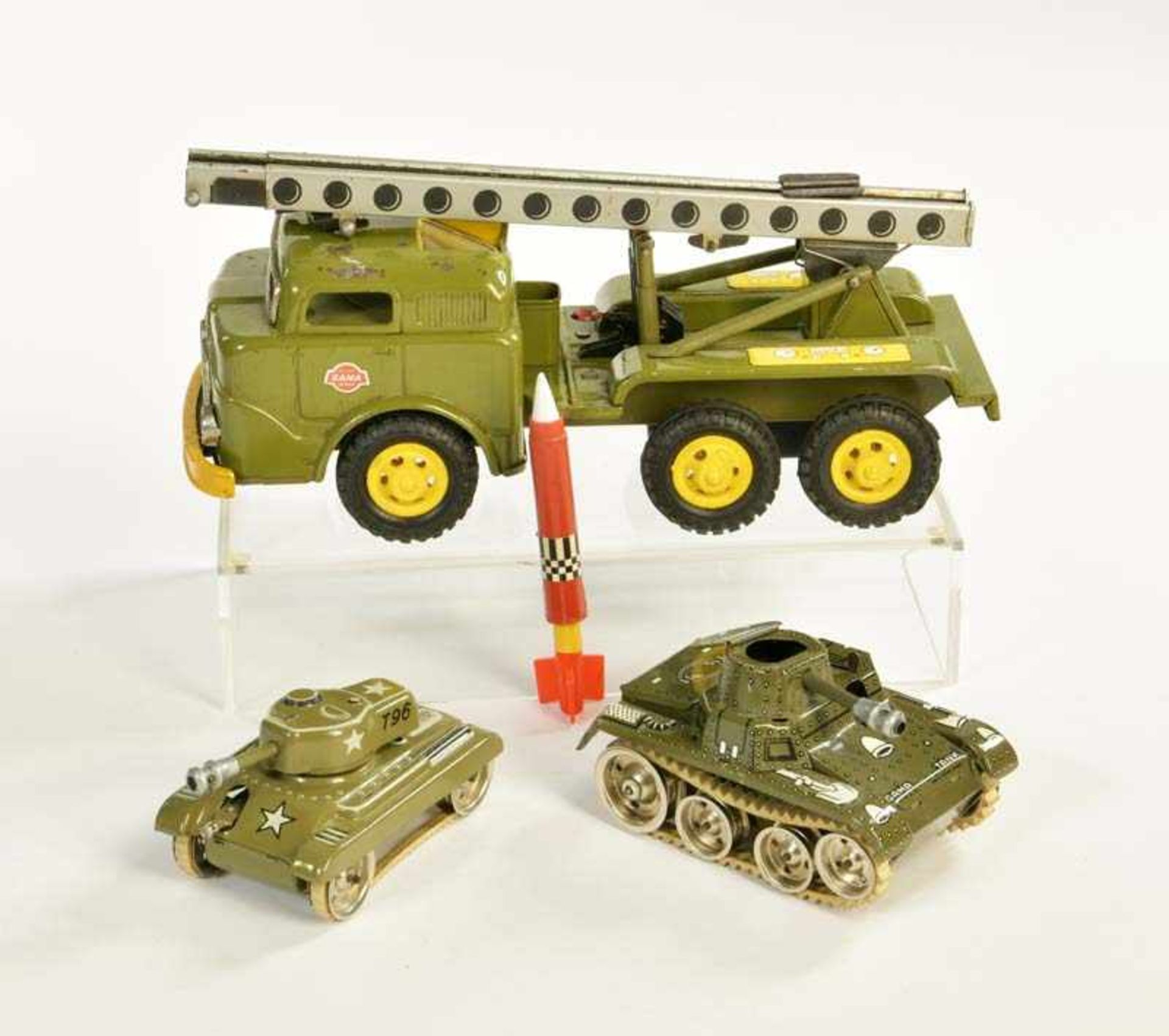 Gama, Rocket Transporter + 2 Tanks, W.-Germany, tin, cw ok, transporter: paint d., C 2-3Gama,