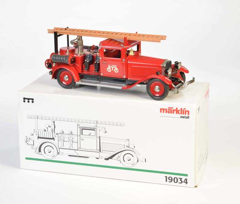 Märklin, Fire Engine with Water Pump, tin, cw ok, box C 1, C 1Märklin, Feuerwehr mit Wasserpumpe, 38