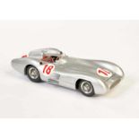 CMC, Mercedes Benz W 196 R 1954-55 Streamliner Body, W.-Germany, 1:18, original box, C 1CMC,