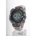 Casio Protrek Triple Sensor ArmbanduhrSolar Herrenarmbanduhr, Titangehäuse und Armband mit