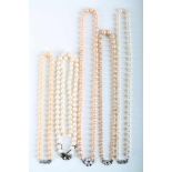 5 Perlenketten mit Silberbeschluss,Perlencollier, alle Verschlüsse in 835 Silber, Länge 66 cm bis