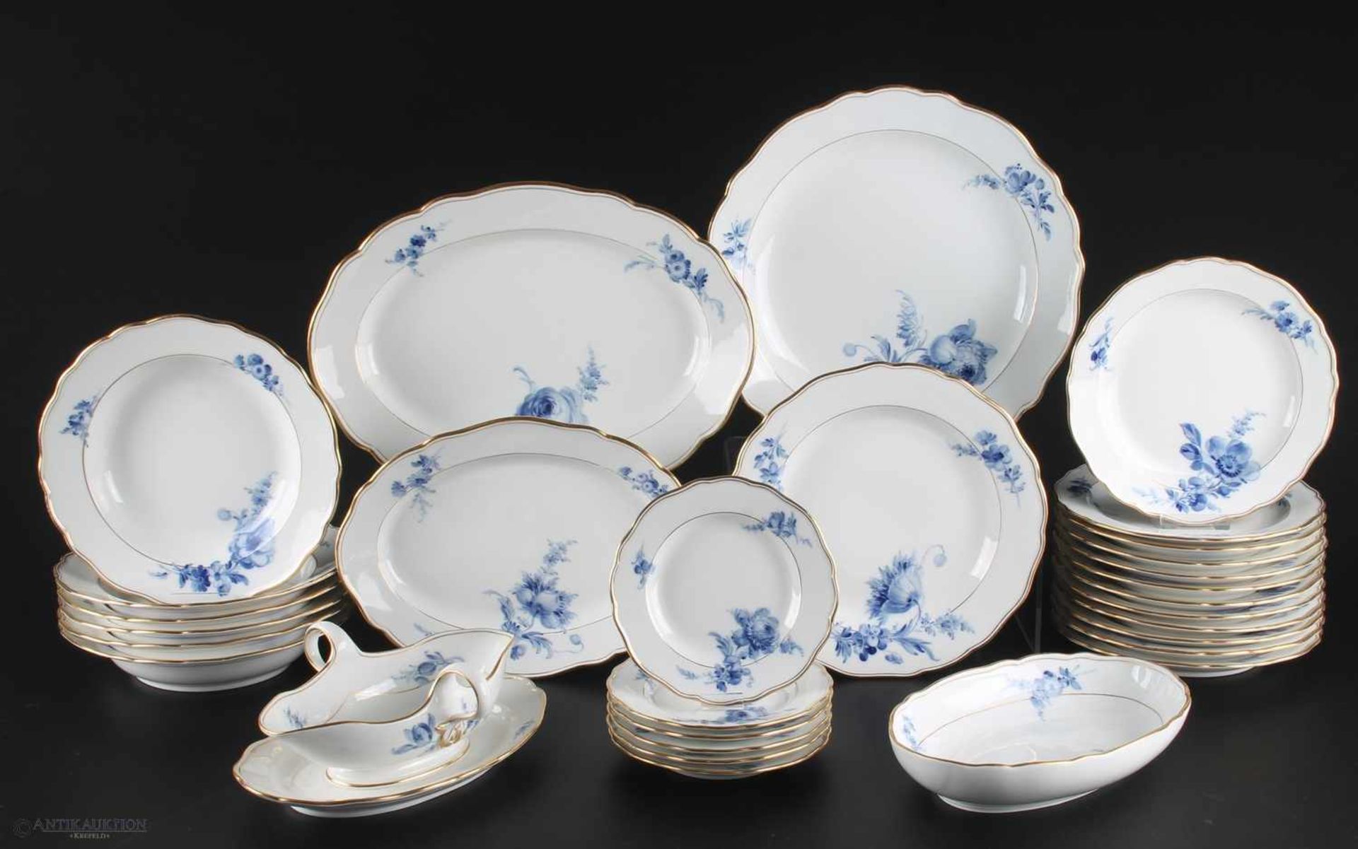 Meissen Speiseservice 30-teilig Blaue Blume, 1.Wahl, Porzellan Restservice, Schwertermarke 1.Wahl,