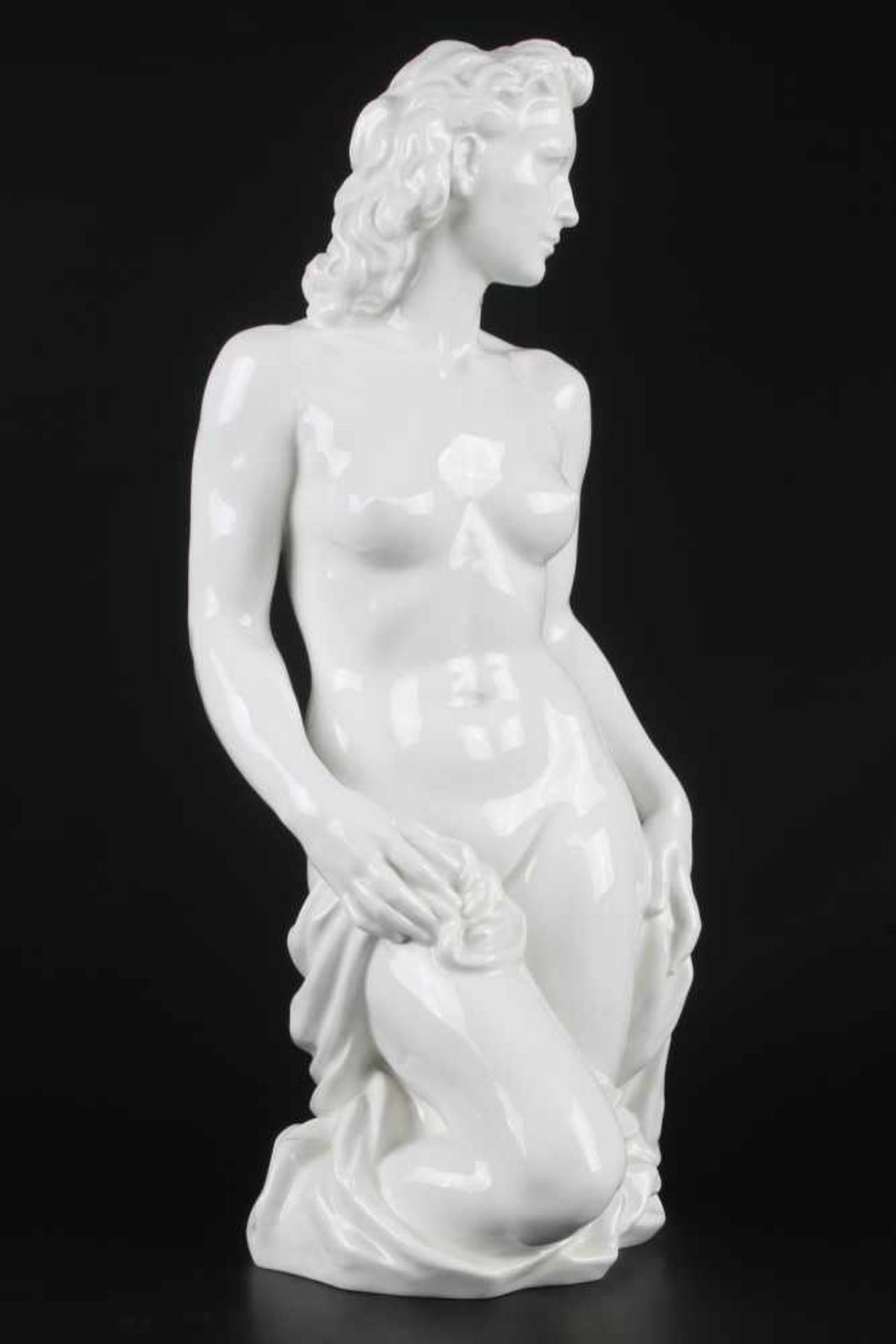 Meissen Figur Der Frühling von Robert Ullmann, Porzellan, weiß, Schwertermarke, 2.Wahl, Modellnr.. - Bild 2 aus 6