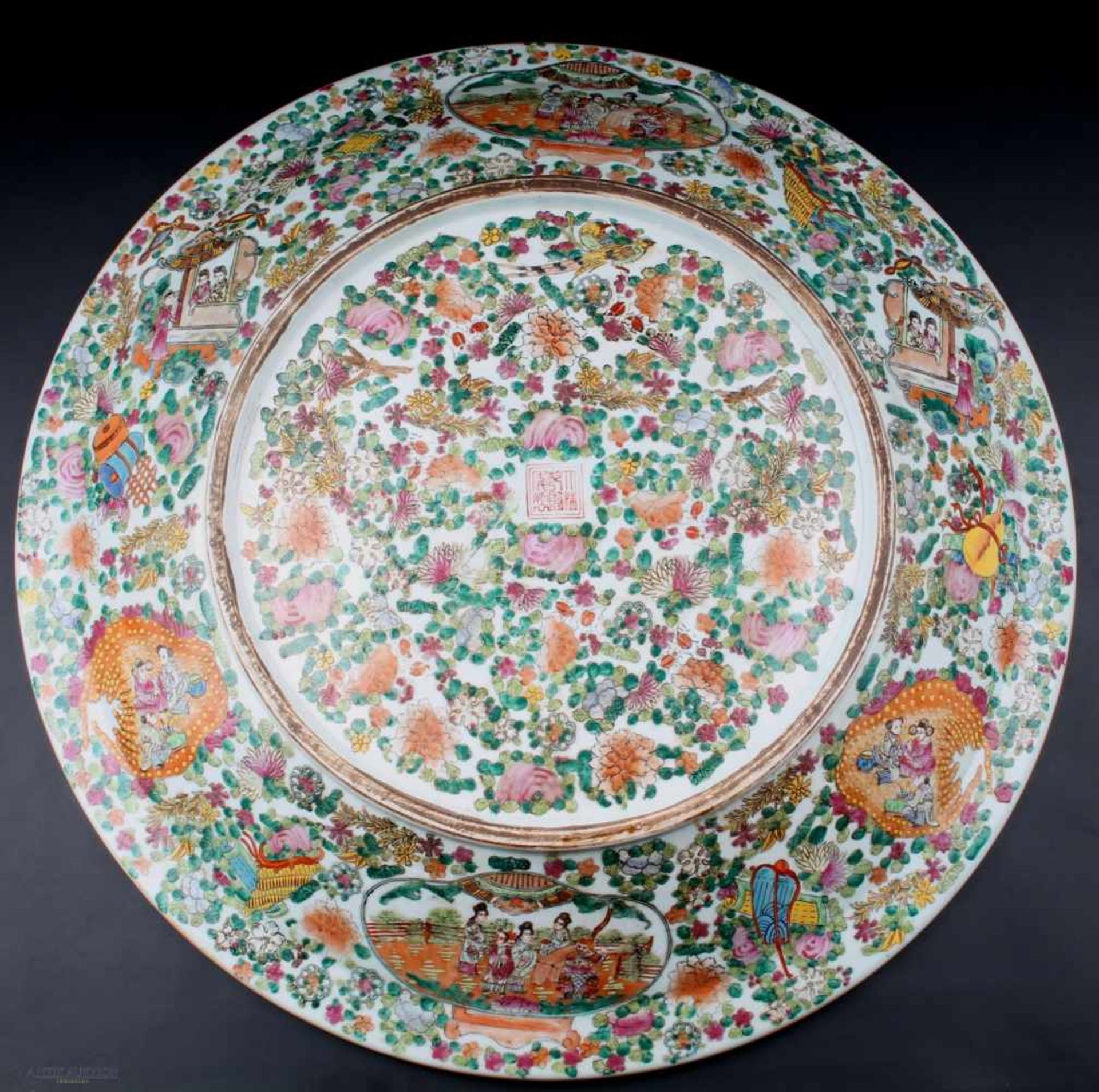 Riesige Schale D62cm, China, Porzellanschale polychrome Malerei, zentraler Medaillon mit großer - Bild 5 aus 5