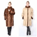 Wendemantel, Aussen helle Seiden, Innen geschorener Nerz, Nerzmantel, Gr. 48AMAZING MINK FUR COAT