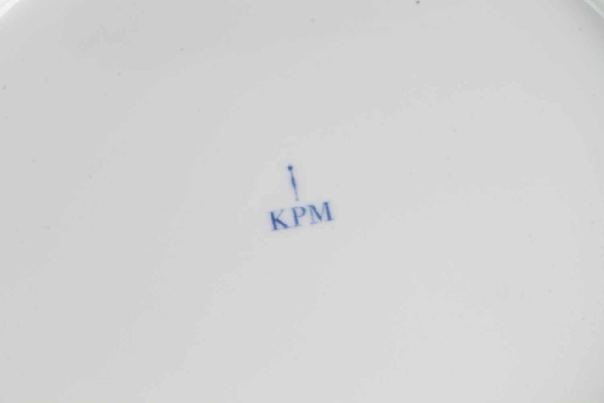 KPM Berlin Kurland 6 Platzteller D 29 cm, Königliche Porzellanmanufaktur Berlin, blaue Zeptermarke - Bild 5 aus 5