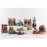 10 weihnachtliche Spieluhren u.a. von ENESCO & LUSTRE FAME,Höhen 23 cm und kleiner,5x aus Holz und
