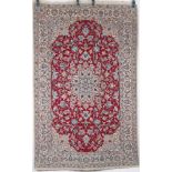 Nain Teppich, Iran, 183x117 cm,handgeknüpfter Teppich, Wolle, 183 cm x 117 cm, 700.000 Konten pro