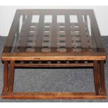 Kotatsu TischJapan Meiji Periode 1868-1912. Wohl Zypressenholz. Japanischer Warmhaltetisch