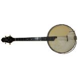 The Gibson Banjowohl Bj. ca.1930. Seriennr. 8022-50. Fell neu zu bespannen. Wohl Original-Case mit