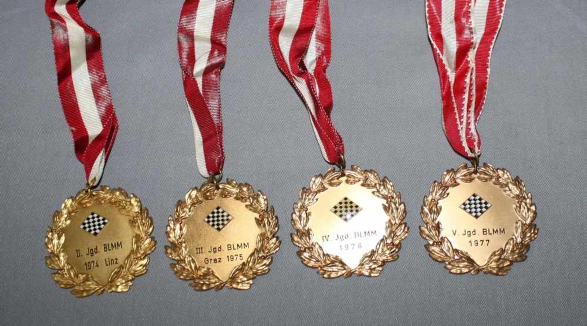 Medaillen. Österreich.Jugend Bundesländer Mannschafts - Meisterschaft. 4 goldfarbene Medaillen,
