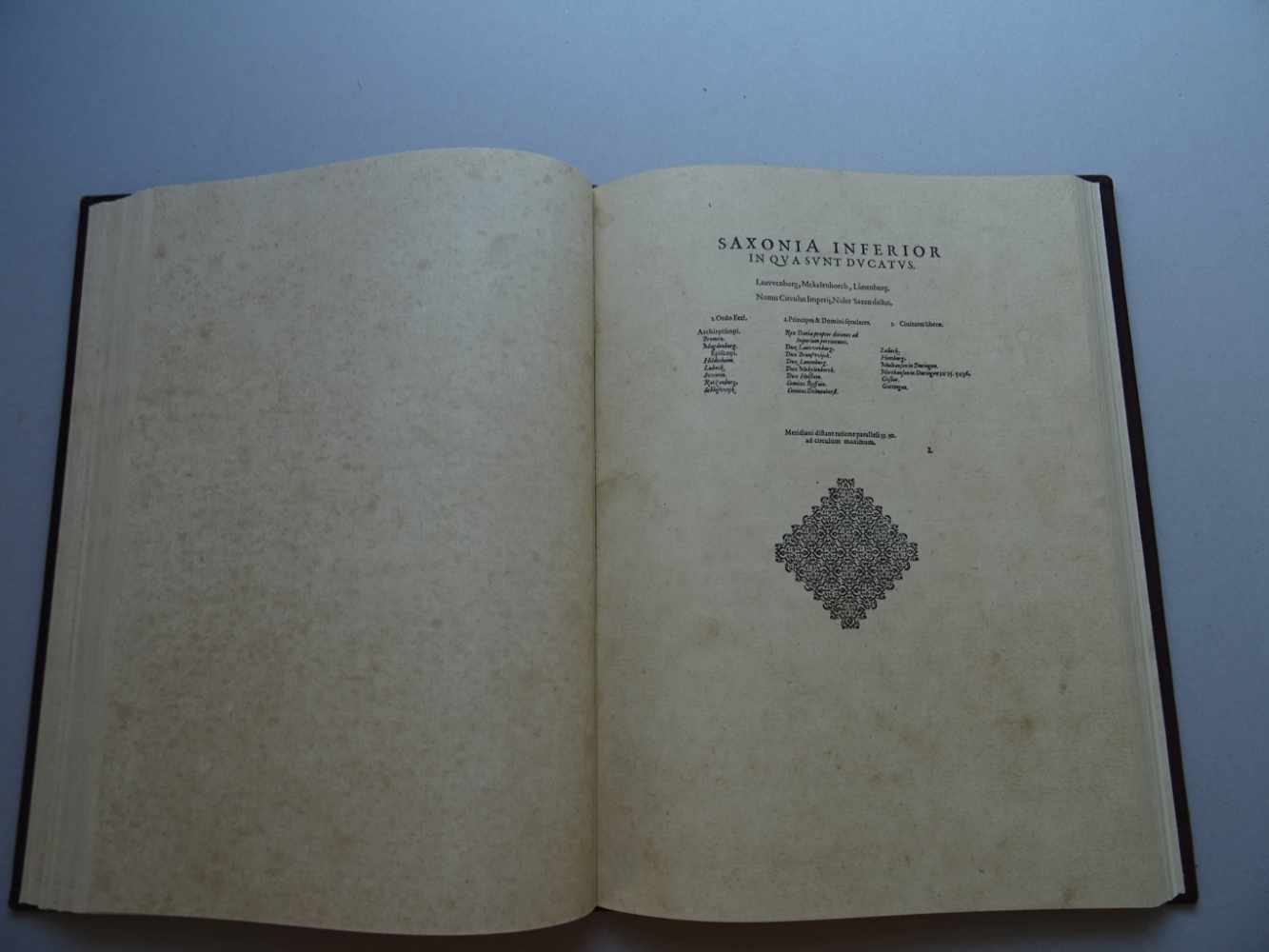 Faksimile.- Mercator, G.Atlas sive Cosmographicae meditationes de fabrica mundi et fabricati figura. - Image 3 of 4