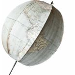 Globus.-By the Queens Royal Letter Patent Betts's new portable Terrestrial Globe. Aufspannbare