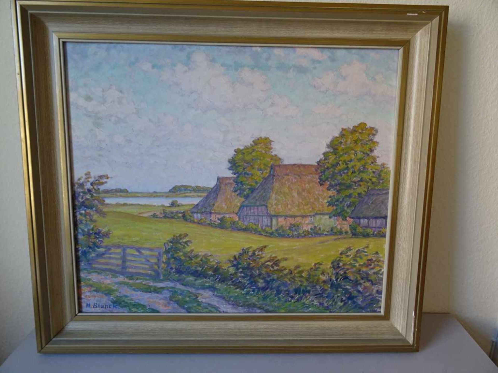 Blunck, Heinrich(Kiel 1891 - 1963 Heikendorf). Holsteinischer Hof. Öl auf Leinwand. 1925. Unten - Bild 2 aus 6