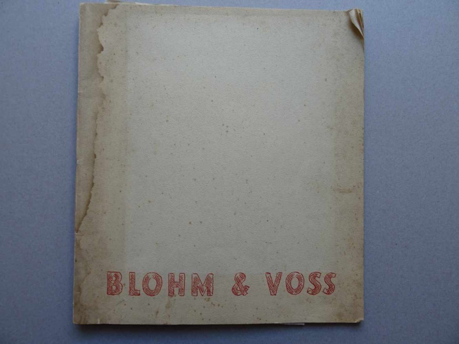 Luftfahrt.- Blohm & Voss.Hamburg, 1939. 9 Bll. Mit zahlr. Fotografien u. 1 doppelblattgr. Karte. 4°. - Image 5 of 5