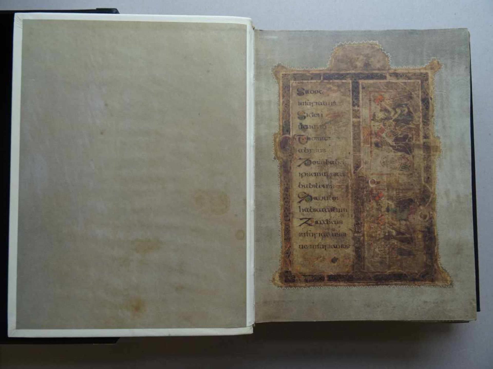 Faksimile.- Book of Kells.Luzern, Faksimile Verlag, 1990. Mit sehr zahlr. farbig faksimilierten - Bild 3 aus 8