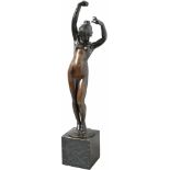 Barth, Carl Georg(München 1859 - ?). Tänzerin. Bronzestatuette, um 1900. In der Sockelplatte