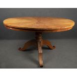Ovaler Louis Philippe-Tisch. Deutsch 19. Jh. Massiv Kirschbaum, teilw. furniert, H=78 cm, B=114,5