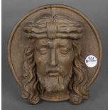 Christuskopf. Deutsch 19. Jh. Lindenholz, geschnitzt, H=26 cm, B=25,2 cm.- - -25.00 % buyer's