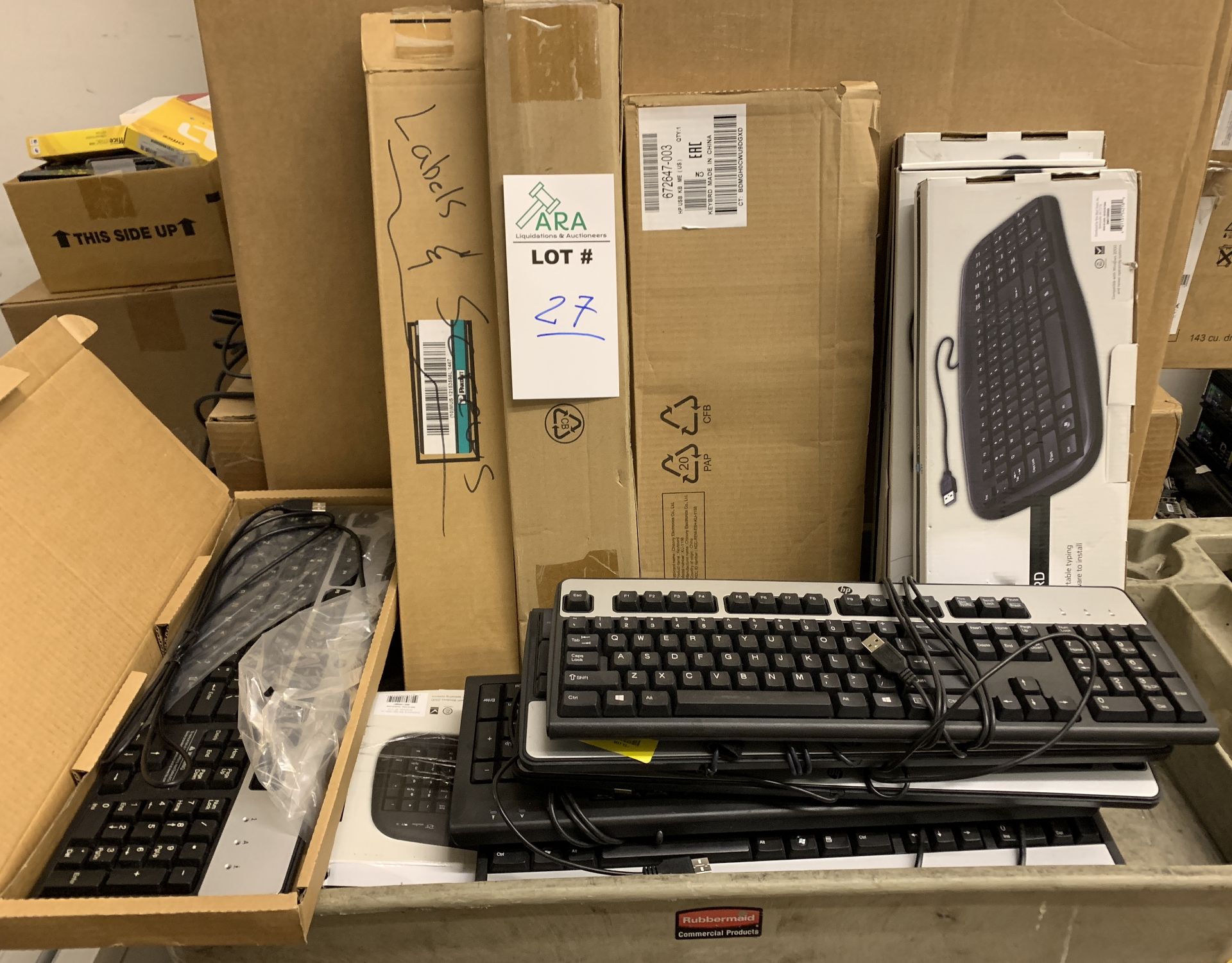 LARGE LOT KEYBOARDS AND RACK MOUNTING KIT