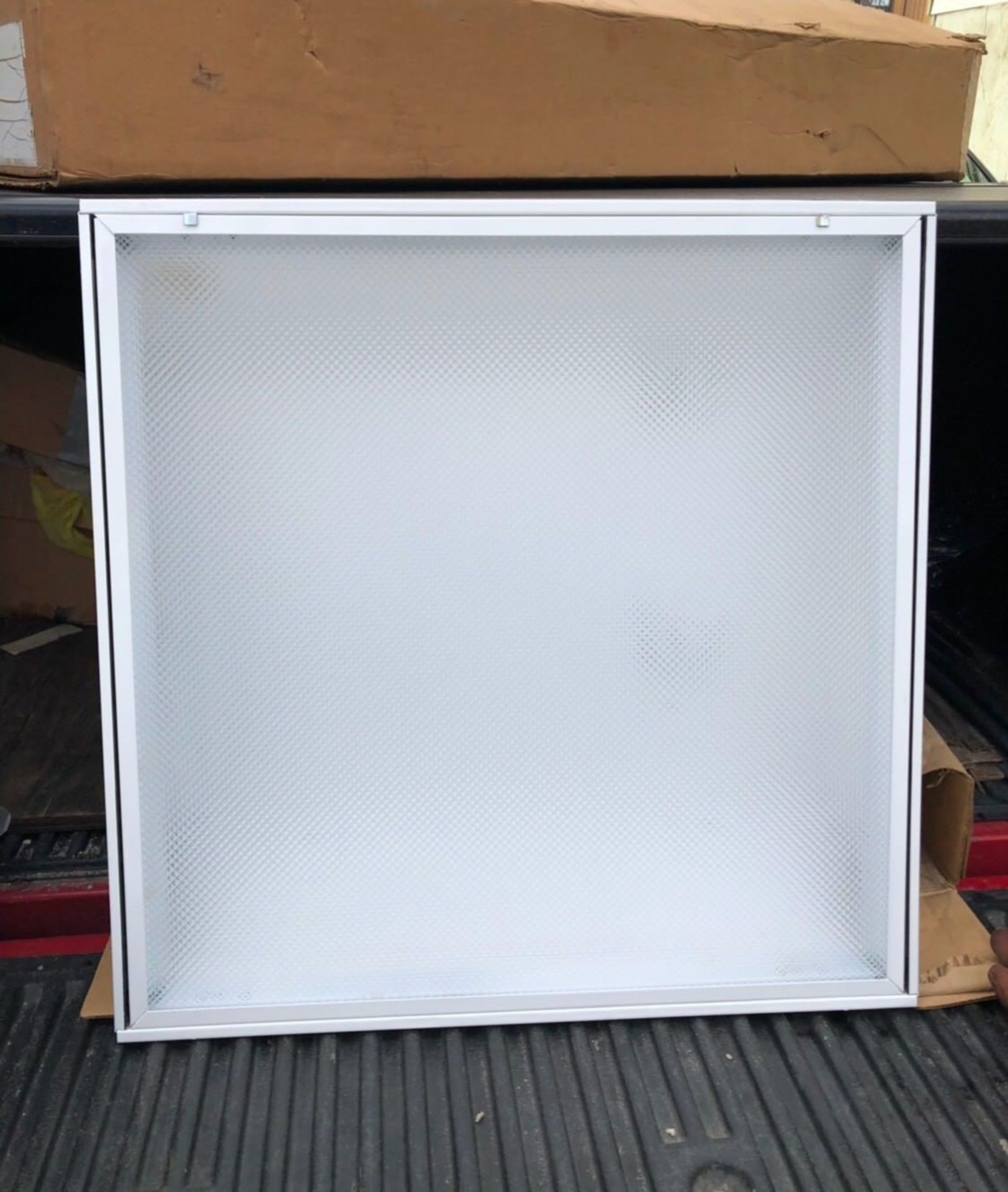2x2 FT White Fluorescent Ceiling Daybrite Light Commercial Square Ballast - Image 4 of 4