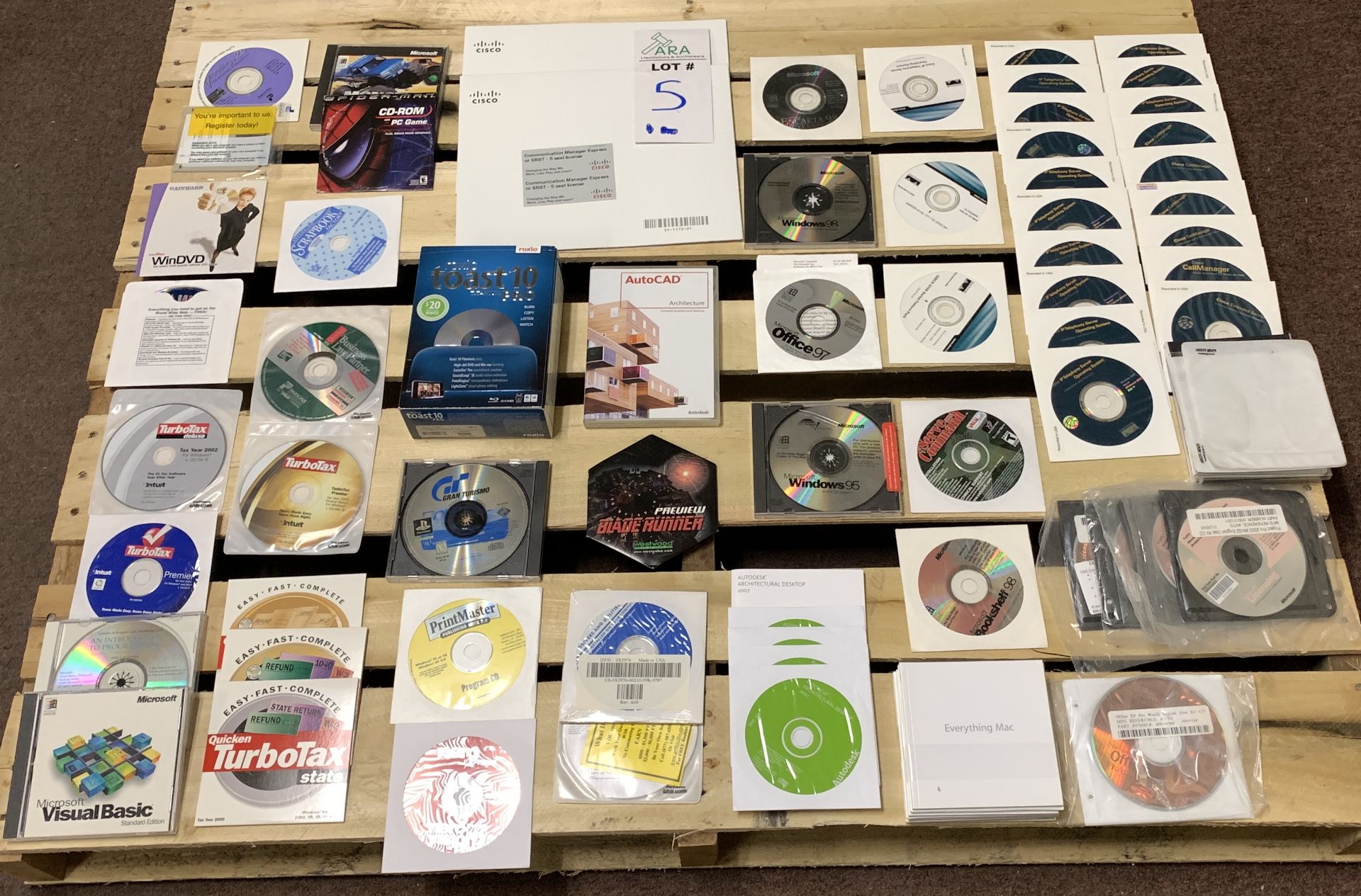 LOT OF SOFTWARE CDS INCLUDING AUTOCAD AND MANY OTHERS - Bild 2 aus 4