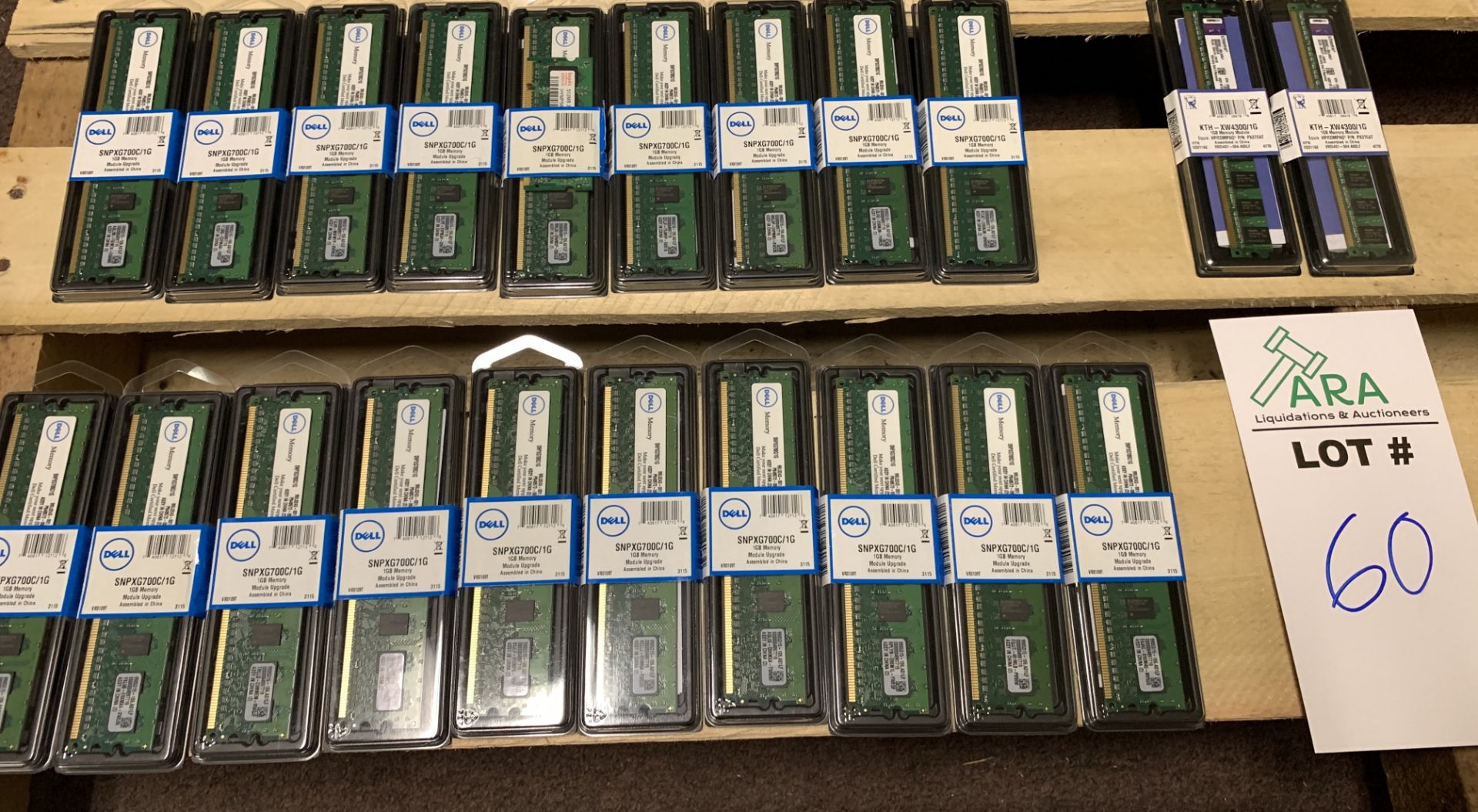 56 VARIOUS MEMORY INCLUDING 19 NEW DELL SNPXG700C/1G & 2 NEW KTH XW4300/1G - Bild 3 aus 4