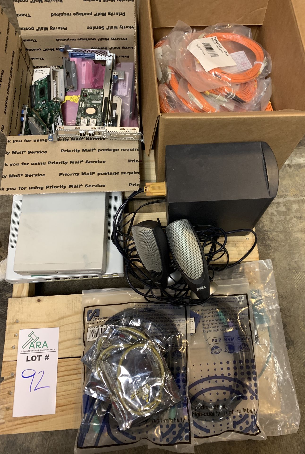 LOT OF MIXED COMPUTER EQUIPMENT, BRAND NEW CABLES AND MIXED ITEMS