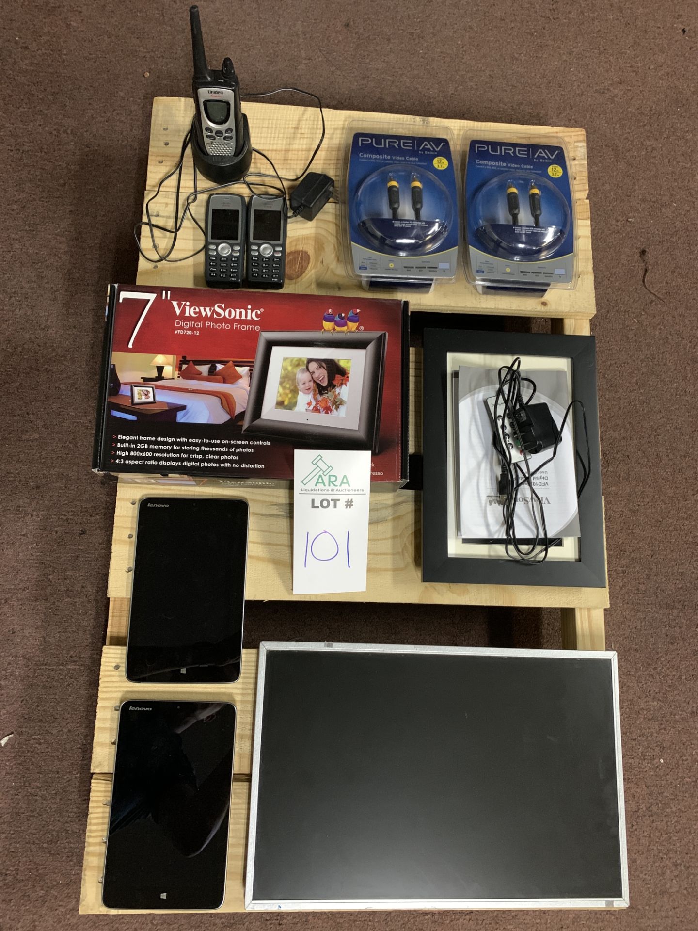 LOT OF ELECTRONICS RETAIL ITEMS INC: LENOVO TABLES, LCD, PHOTO FRAMES, VIDEO COMPOSITE CABLES, ETC.