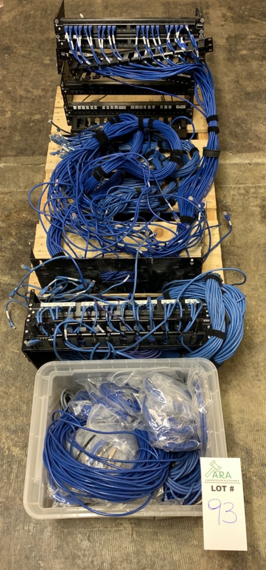 NETWORKING RACKING GEAR AND LOTS OF CABLE FOR GEAR
