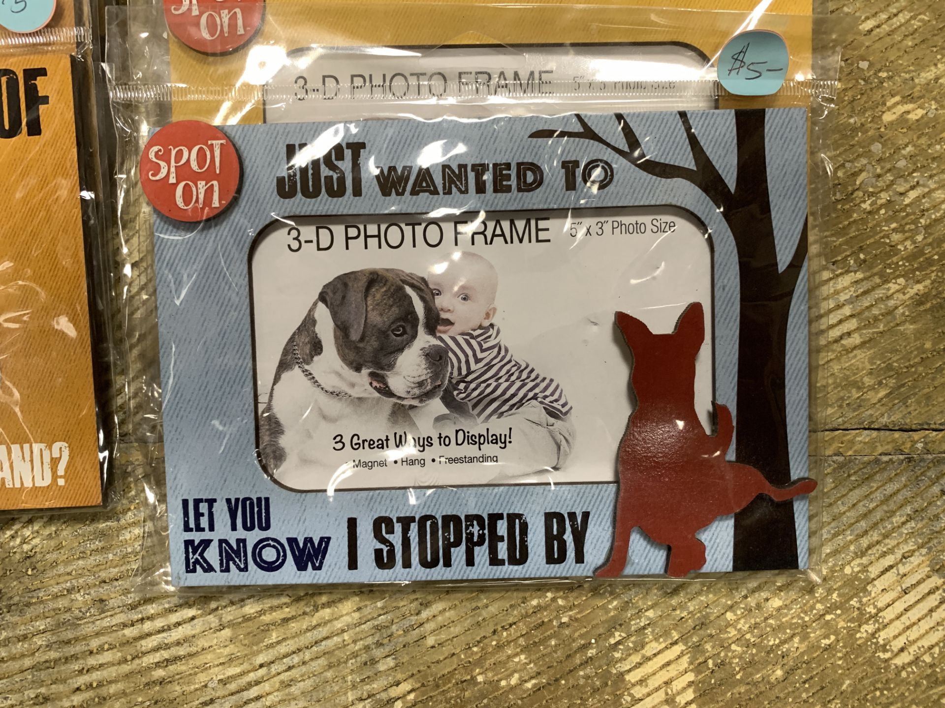 LOT OF 30++ PHOTO FRAMES IN PACKAGING, 'SPOT ON' DOG PET THEMED, MANY DIFFERENT FUNNY SAYINGS AND - Image 7 of 7