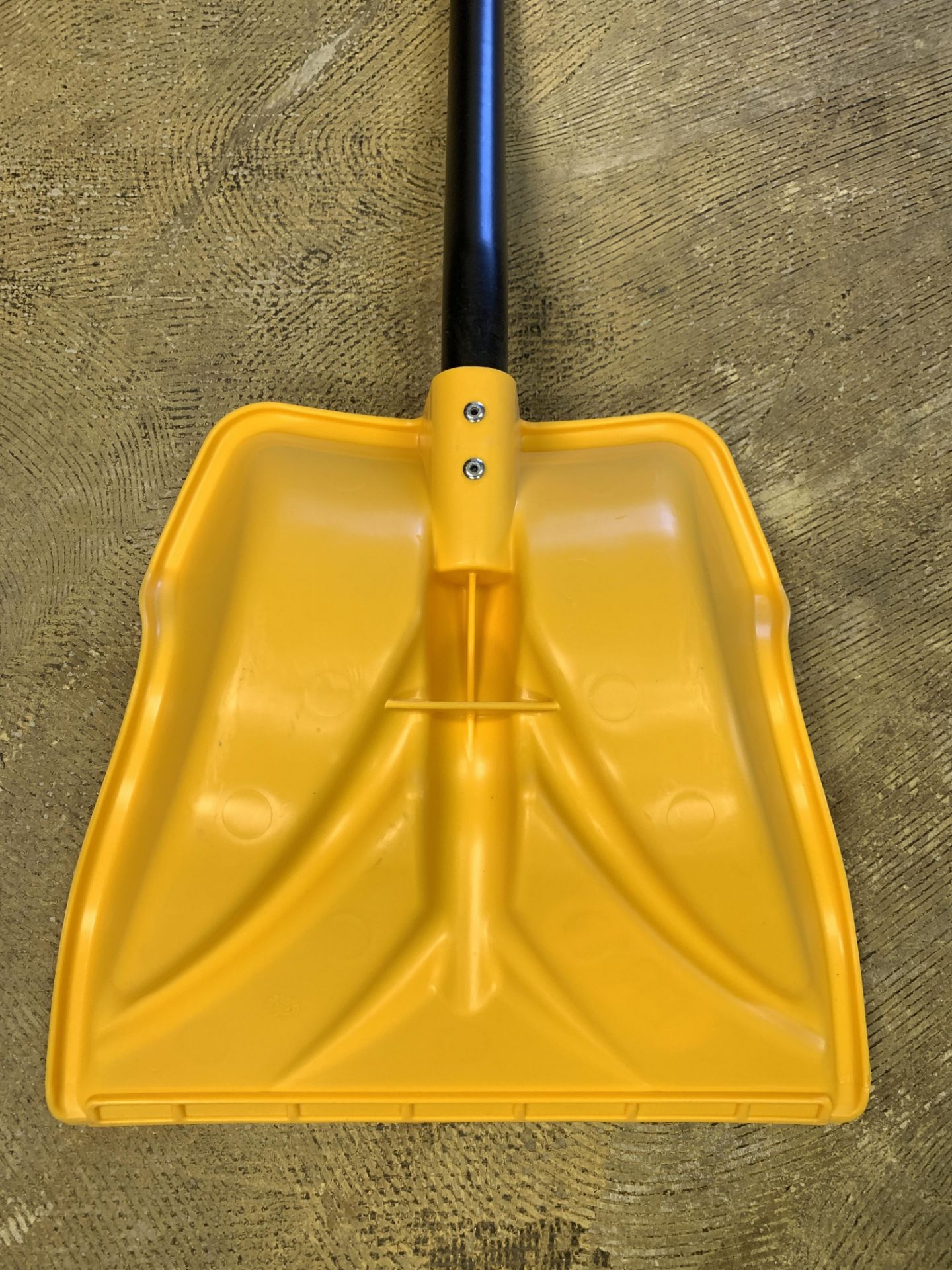 SNOW SHOVEL 51" X 19.5" WIDE, ERA GROUP, NEW, MADE IN CANADA - Image 7 of 7