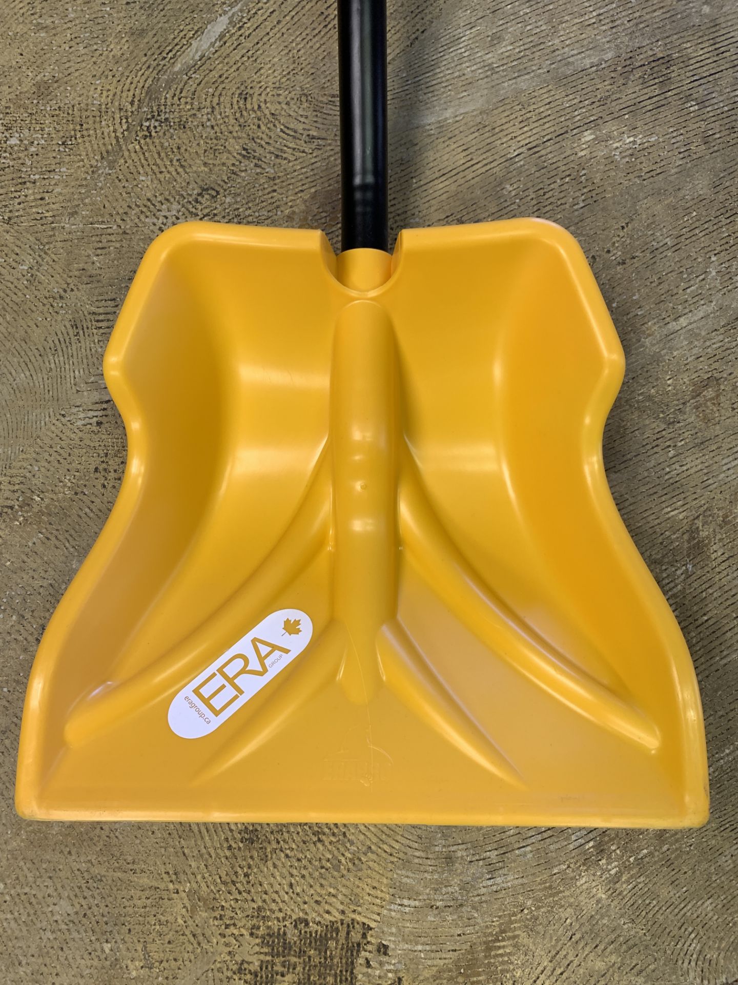 SNOW SHOVEL 51" X 19.5" WIDE, ERA GROUP, NEW, MADE IN CANADA - Image 4 of 7