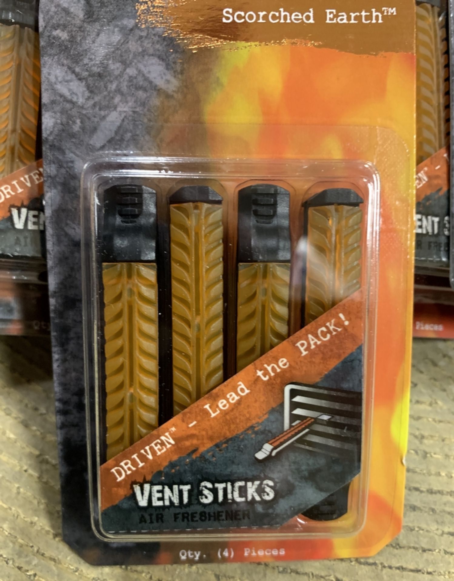 180 PACKS OF CAR VENT SCENTED STICKS (8 STICKS PER PACKAGE) DRIVEN BY REFRESH 'SCORCHED EARTH". - Image 3 of 5