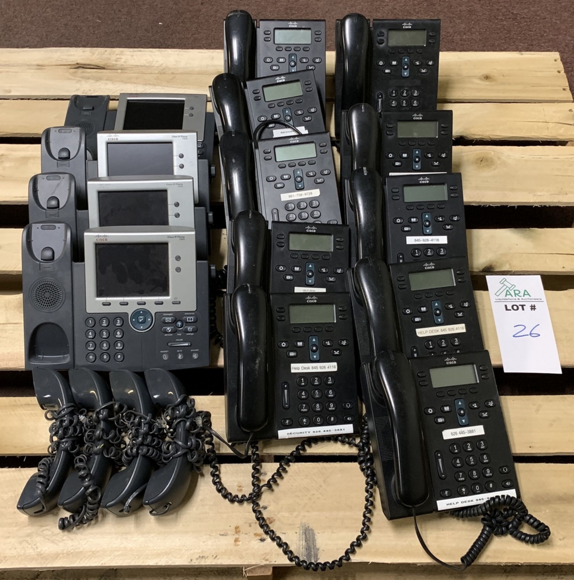 CISCO PHONE SYSTEMS - 4 X MODEL 7945 & 10 X MODEL CP-6941 - ALL WITH HANDSETS ALL ITEMS ARE SOLD - Image 2 of 4