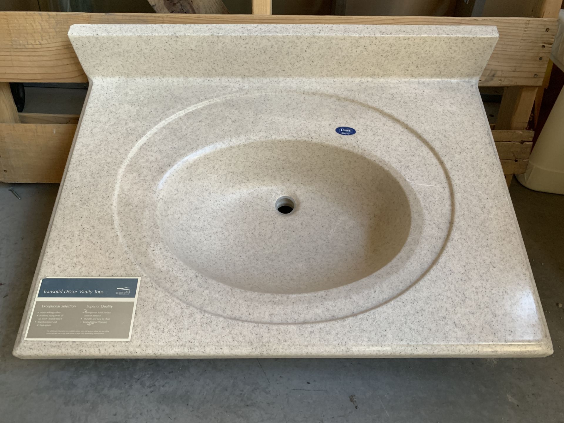 Lowes Transolid Countertop and Sink, Install Ready, 32" x 24" - Image 2 of 4